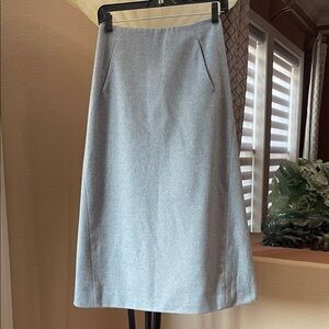 Elegant light green TSE cashmere Skirt